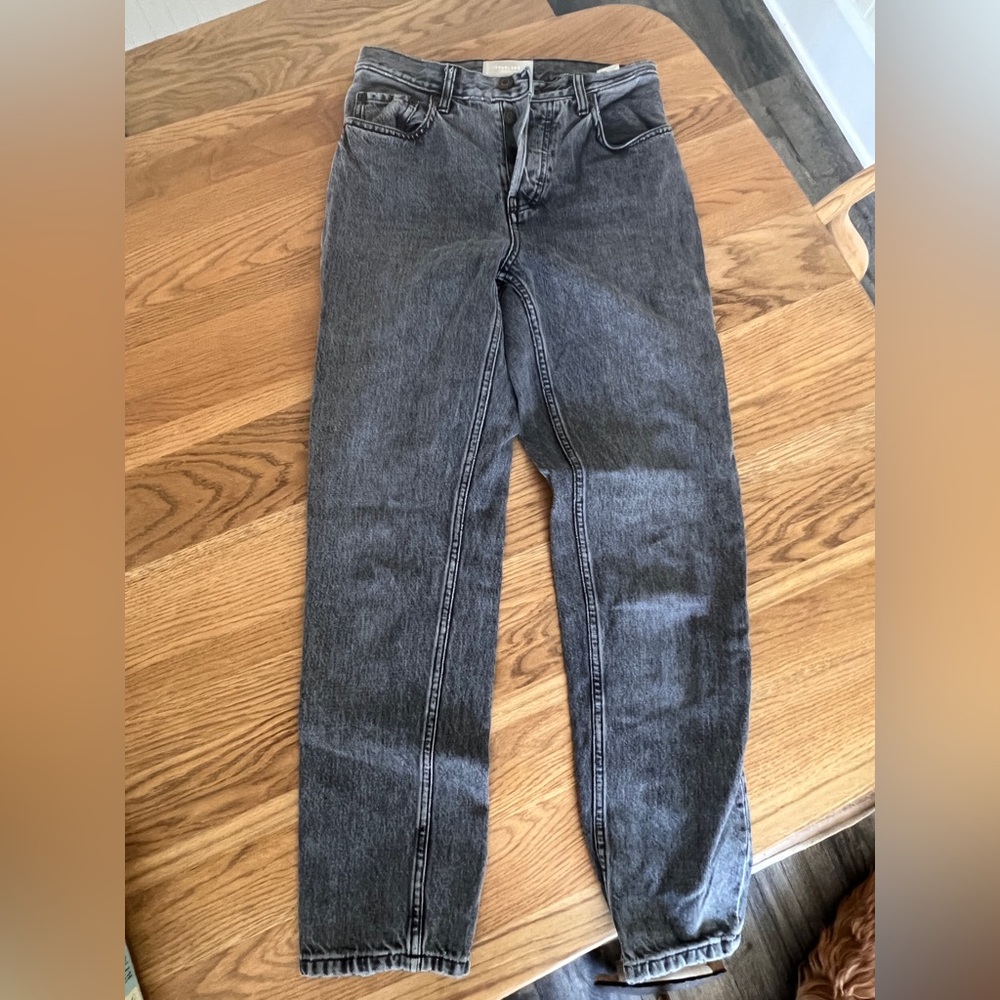 Black 90s Cheeky Straight Jeans